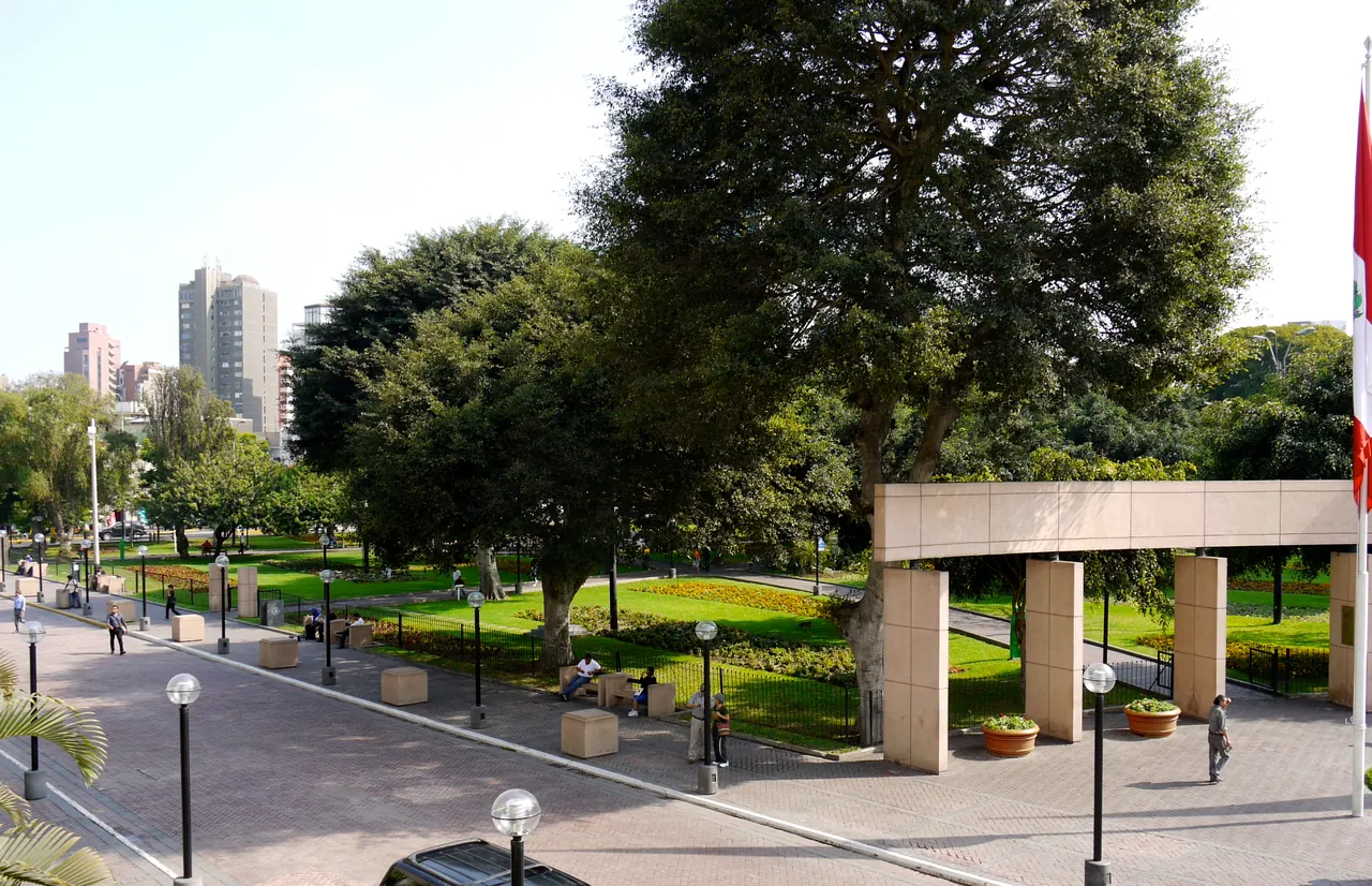 Estacionamiento subterráneo del Parque Kennedy