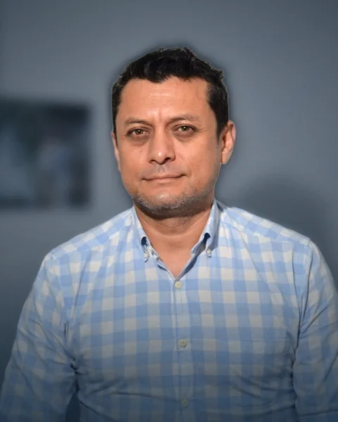 Neil Mendoza